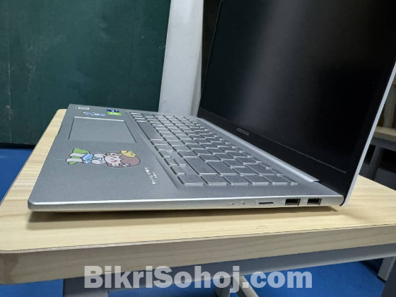 Asus Adol Book 14 Series